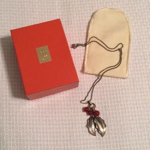 Gorgeous James Avery Rare Holly Necklace
